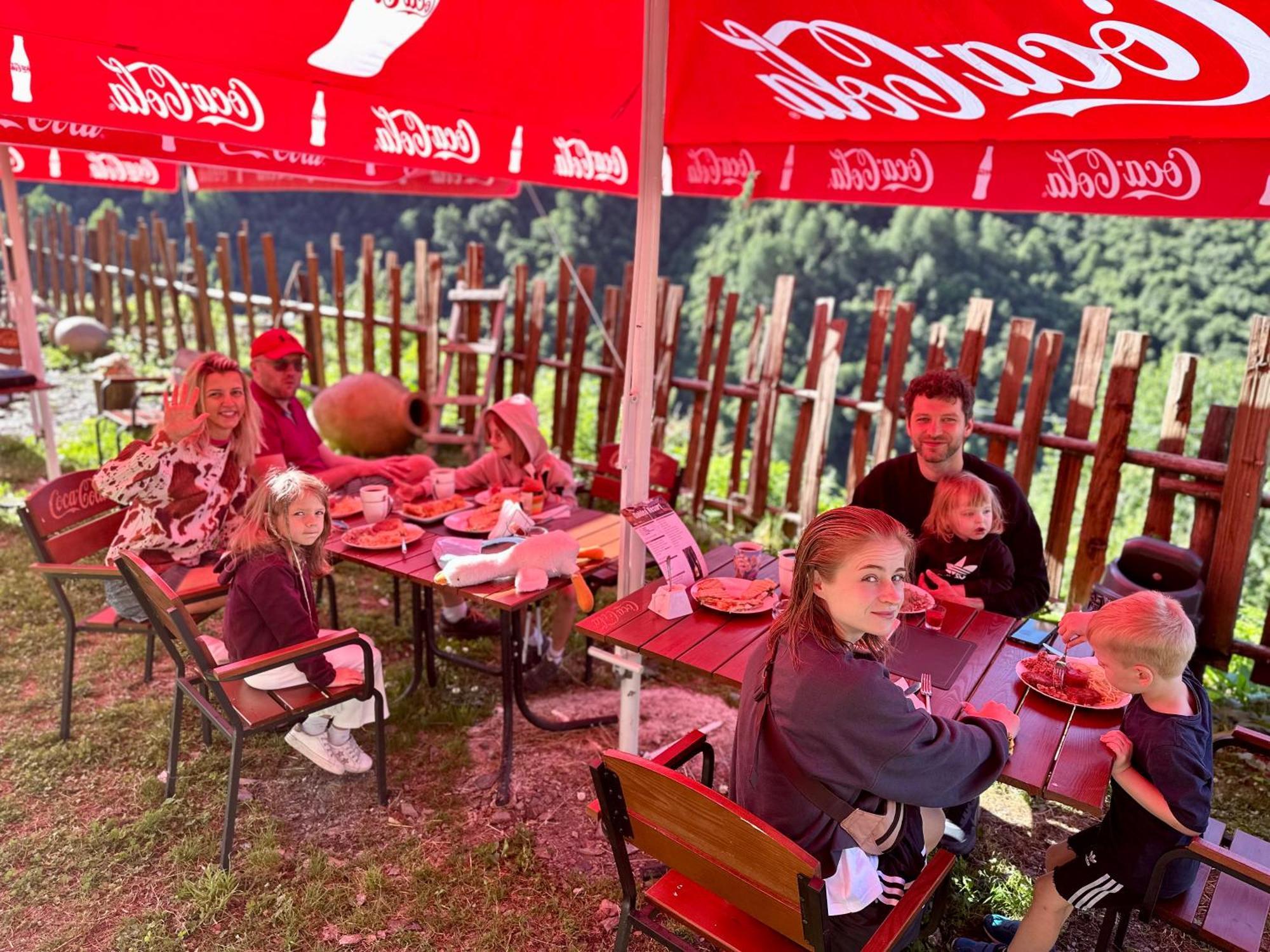 Qaldea Resort Ushguli Buitenkant foto